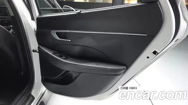 Hyundai Sonata Hybrid 2019 — Şəkil 36/37