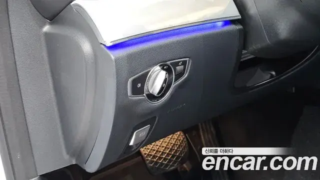 Mercedes-Benz E-Class 2020 — ფოტო 4/31