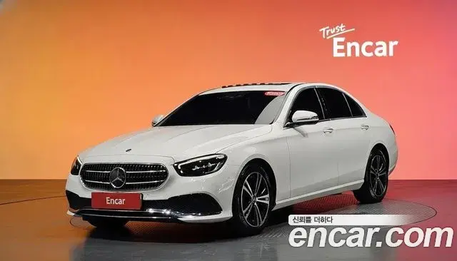Mercedes-Benz E-Class 2020 — ფოტო 20/31