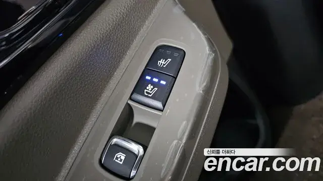 Kia Carnival 2025 — Photo 15/33
