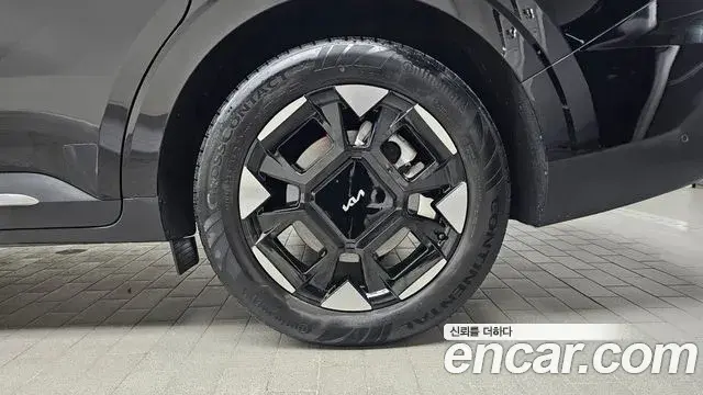 Kia Carnival 2025 — Photo 21/33