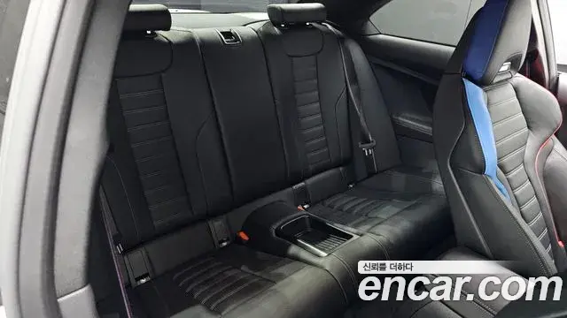BMW M2 2025 — Şəkil 19/34