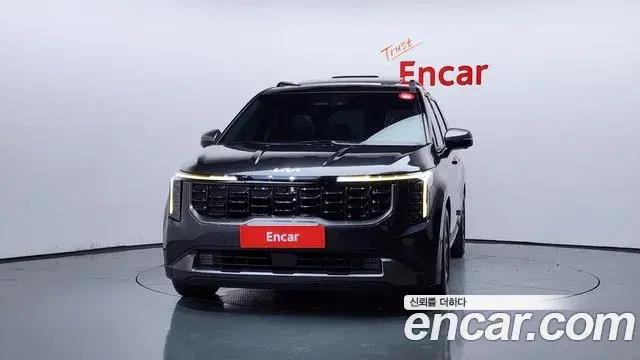 Kia Carnival 2023 — Фото 3/20