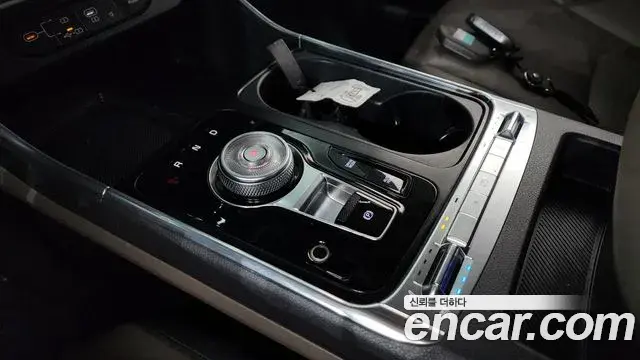 Kia Carnival 2023 — Фото 9/20