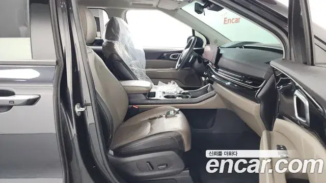 Kia Carnival 2023 — Şəkil 4/39