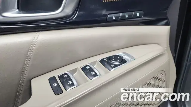 Kia Carnival 2023 — Şəkil 30/39