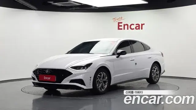 Hyundai Sonata Hybrid 2022 — Şəkil 18/31