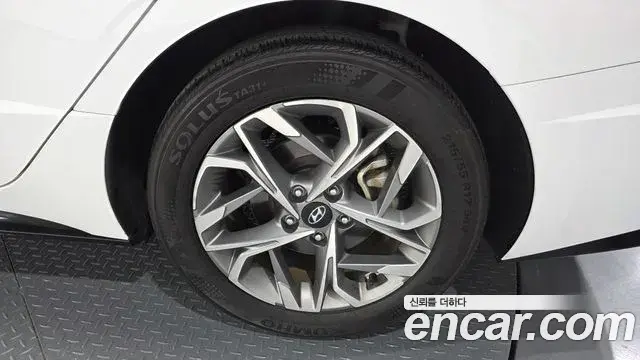 Hyundai Sonata Hybrid 2022 — Şəkil 9/31
