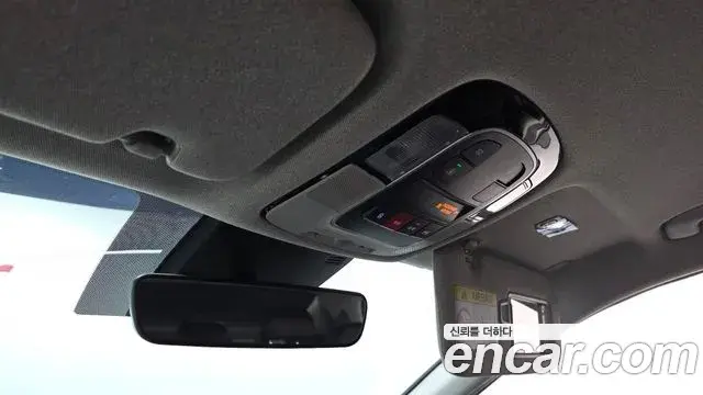 Hyundai Sonata Hybrid 2022 — Şəkil 10/31