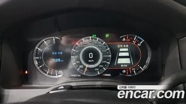 Cadillac Escalade 2019 — ფოტო 18/42