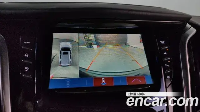 Cadillac Escalade 2019 — ფოტო 28/42