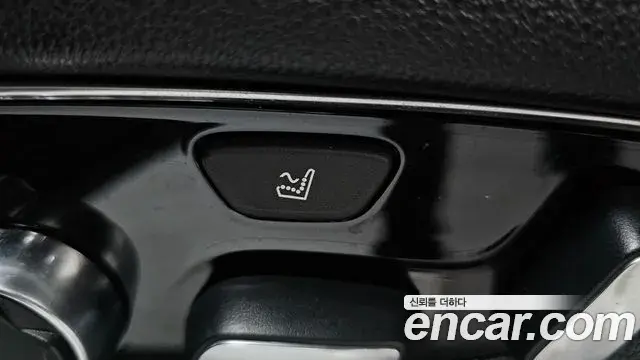Cadillac Escalade 2019 — ფოტო 20/42