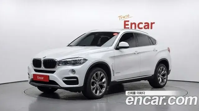 BMW X6 2018 — Photo 32/34