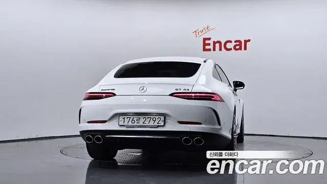 Mercedes-Benz AMG GT 2024 — Photo 11/36
