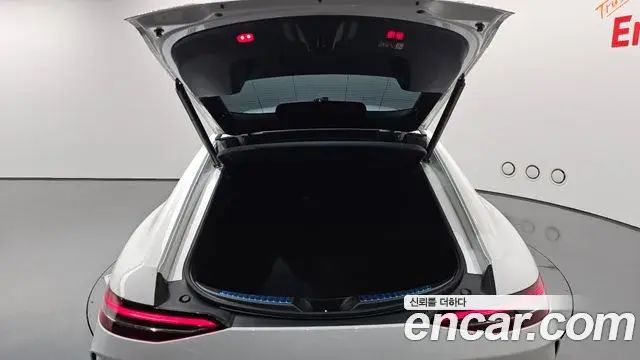 Mercedes-Benz AMG GT 2024 — Photo 34/36