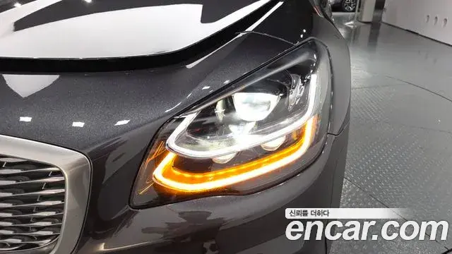 Kia The K9 2018 — Photo 39/44