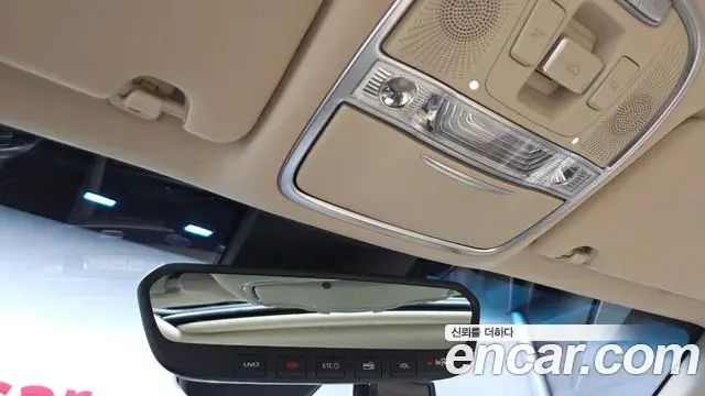 Kia The K9 2018 — Photo 32/44