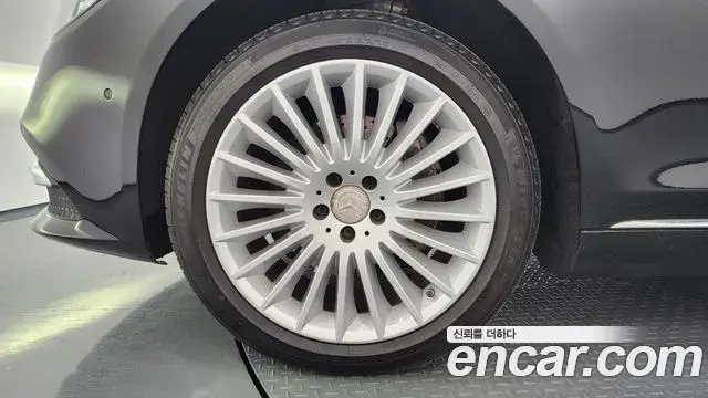 Mercedes-Benz S-Class 2019 — Şəkil 13/20