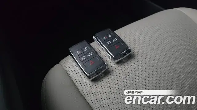 Land Rover Discovery Sport 2024 — ფოტო 25/33