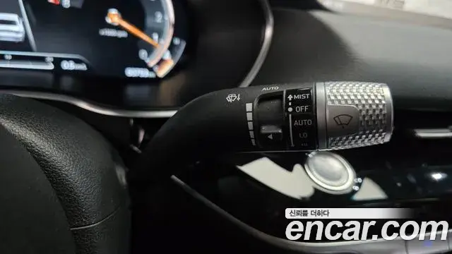 Genesis G80 2020 — Photo 14/32
