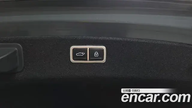 Genesis G80 2020 — Photo 28/32