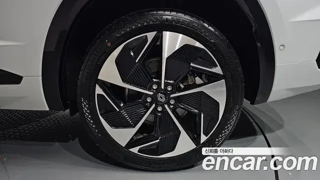 Renault Samsung Grand Koleos 2025 — Şəkil 28/39