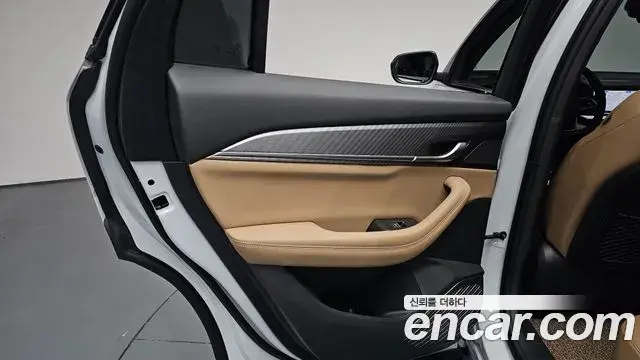 Renault Samsung Grand Koleos 2025 — Şəkil 17/39