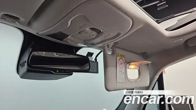 Jeep Renegade 2022 — ფოტო 25/37