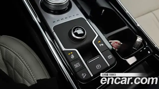 Kia Sorento 2025 — Şəkil 24/33