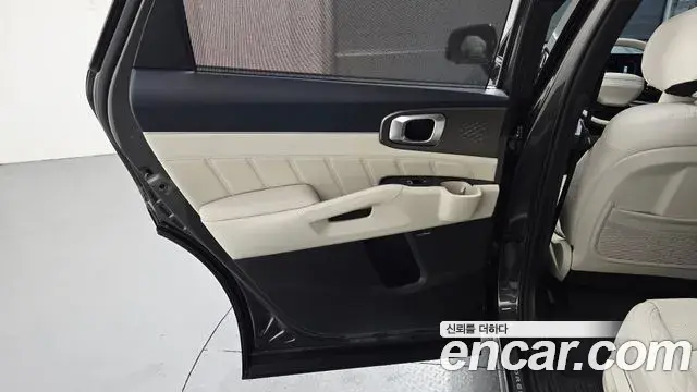 Kia Sorento 2025 — Şəkil 19/33