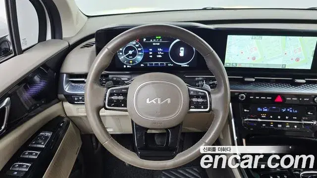 Kia Carnival 2022 — Фото 13/20