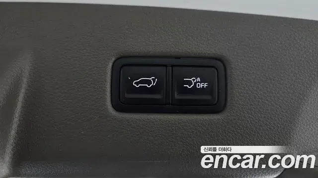 Kia Carnival 2022 — Фото 18/20
