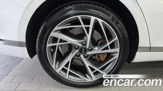 Genesis G90 2025 — Şəkil 10/35