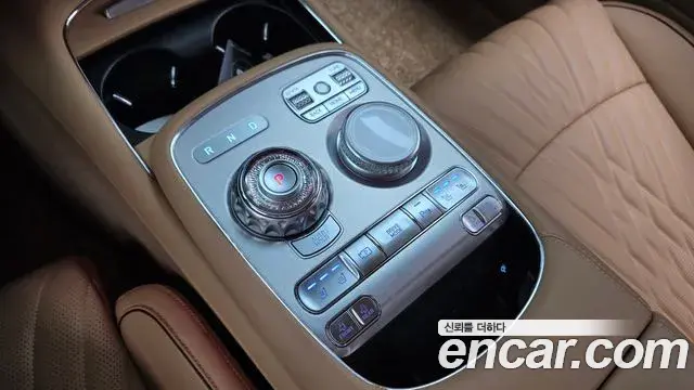 Genesis G90 2025 — Şəkil 31/35