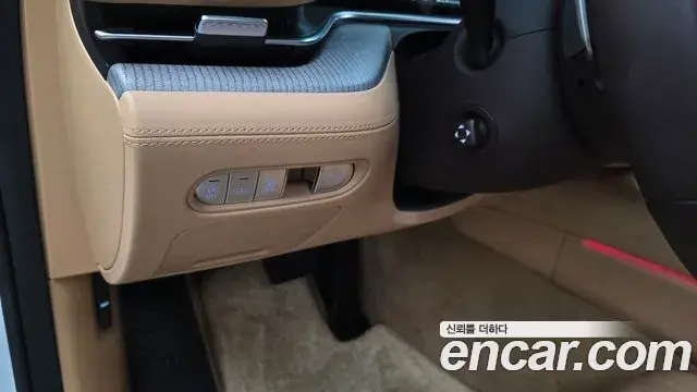 Genesis G90 2025 — Şəkil 32/35