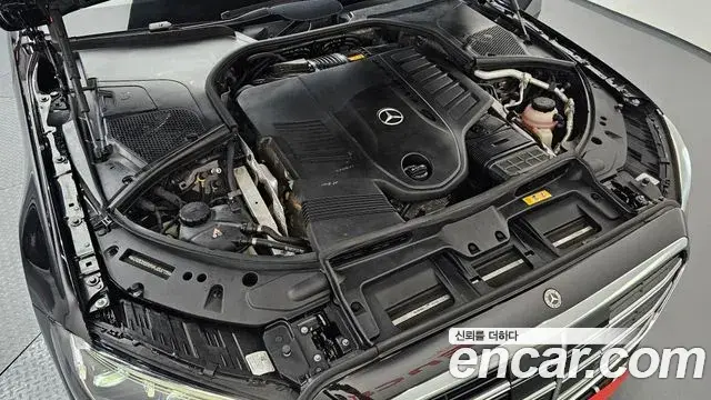 Mercedes-Benz S-Class 2022 — Фото 6/20