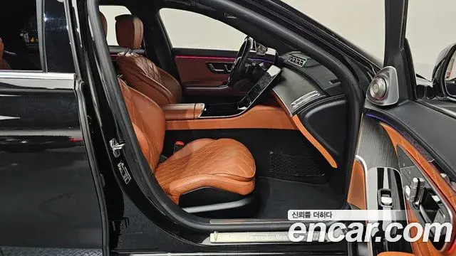 Mercedes-Benz S-Class 2022 — Photo 3/36