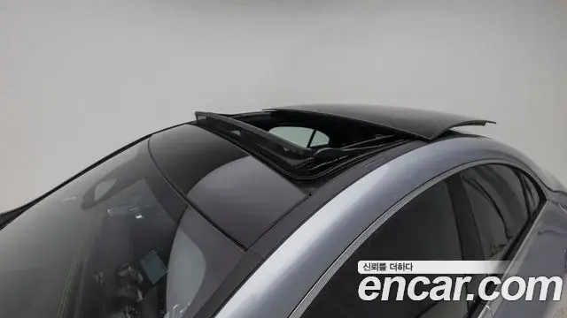 Mercedes-Benz CLA-Class 2025 — Фото 12/20