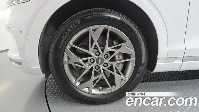 Genesis GV70 2024 — Şəkil 8/20