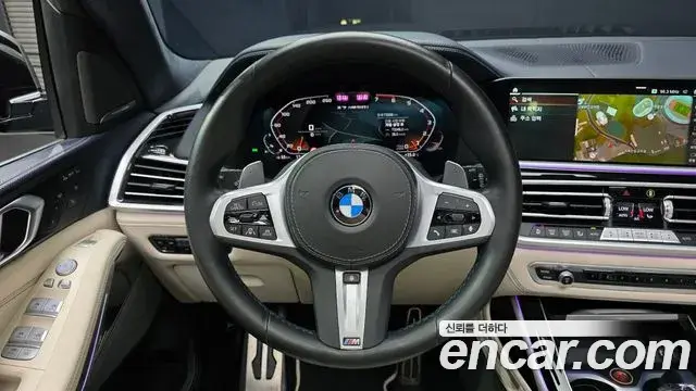 BMW X7 2022 — ფოტო 7/40