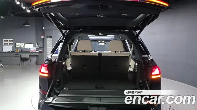 BMW X7 2022 — ფოტო 40/40