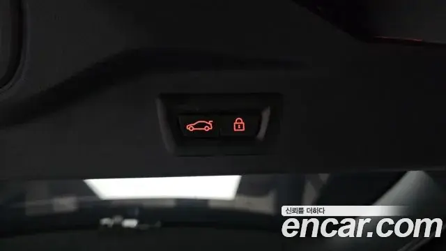 BMW X7 2022 — ფოტო 35/40
