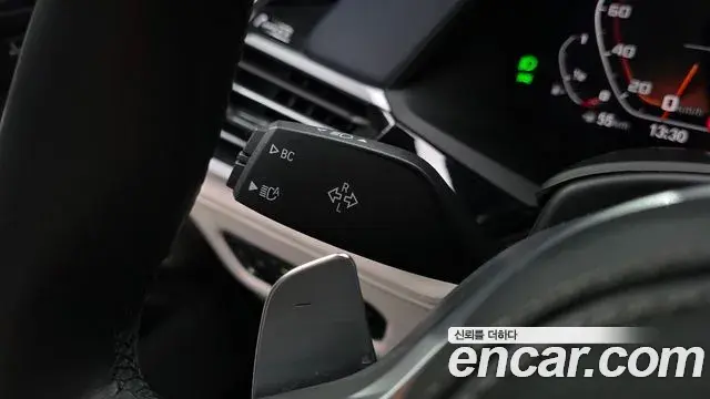 BMW X7 2022 — ფოტო 30/40