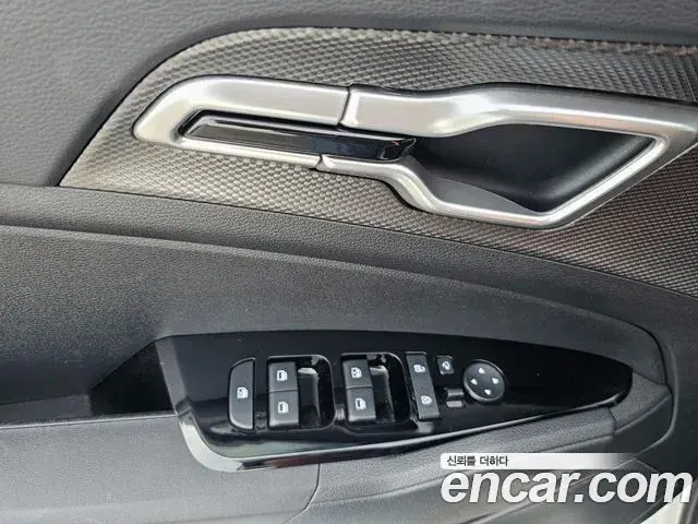 Kia Sportage 2023 — Фото 11/20