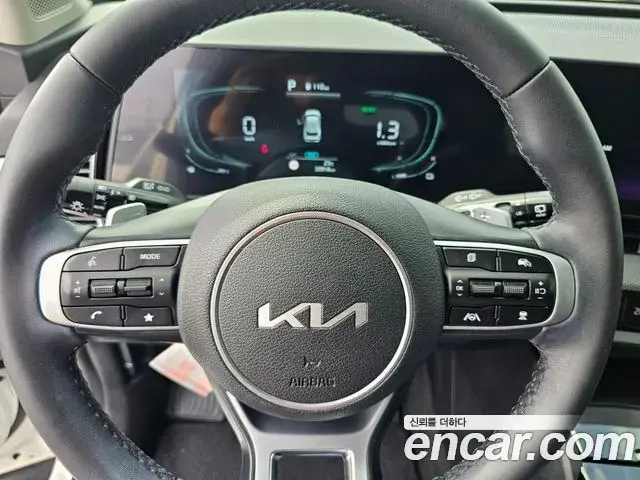 Kia Sportage 2023 — Фото 17/20