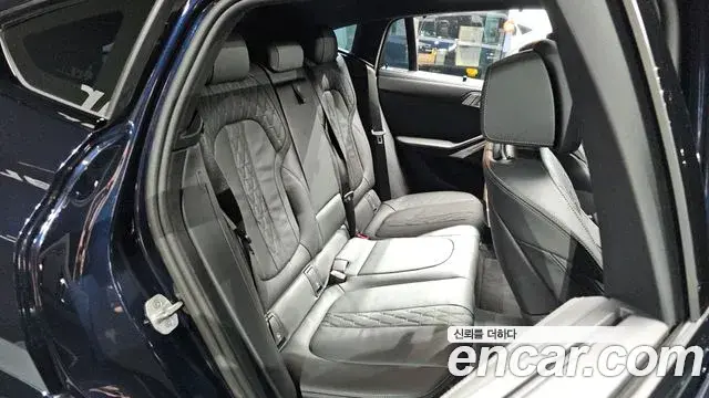 BMW X6 2025 — Photo 30/35