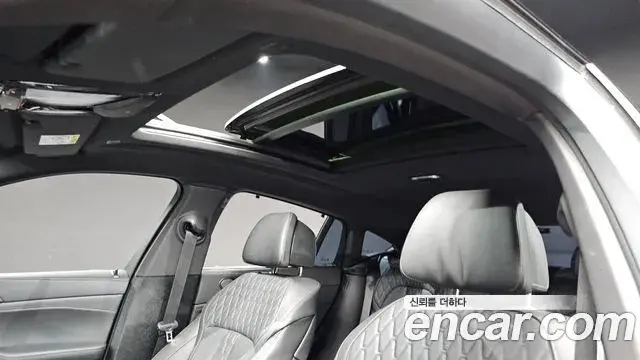 BMW X6 2025 — Photo 32/35