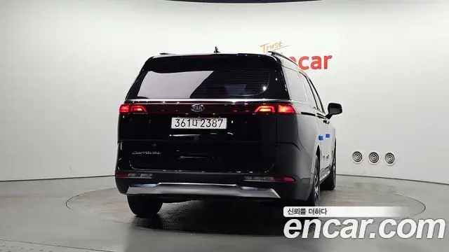 Kia Carnival 2021 — Photo 4/20