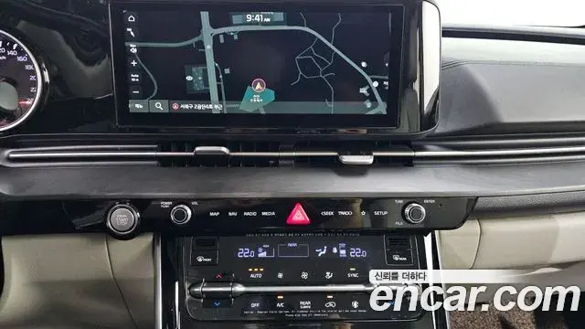 Kia Carnival 2021 — Photo 16/20