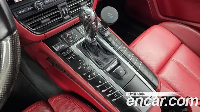 Porsche Macan 2020 — Şəkil 13/20